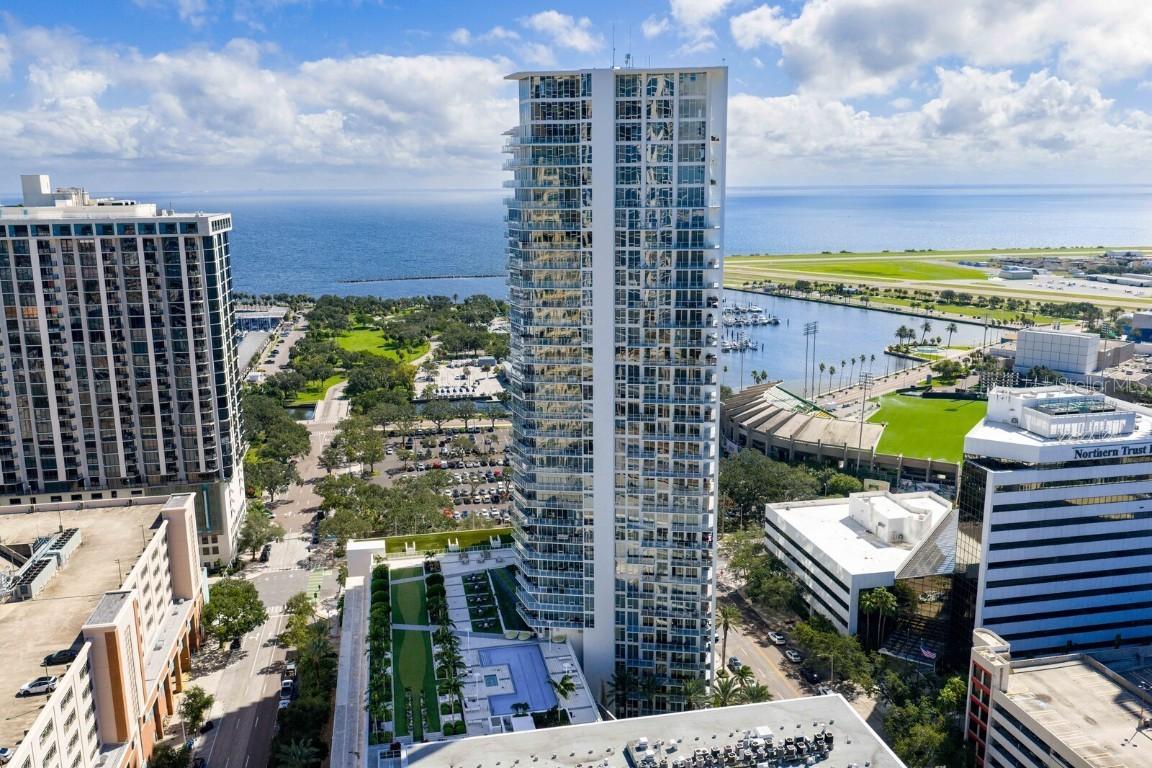 175 1st St. #1603, St Petersburg, FL 33701
