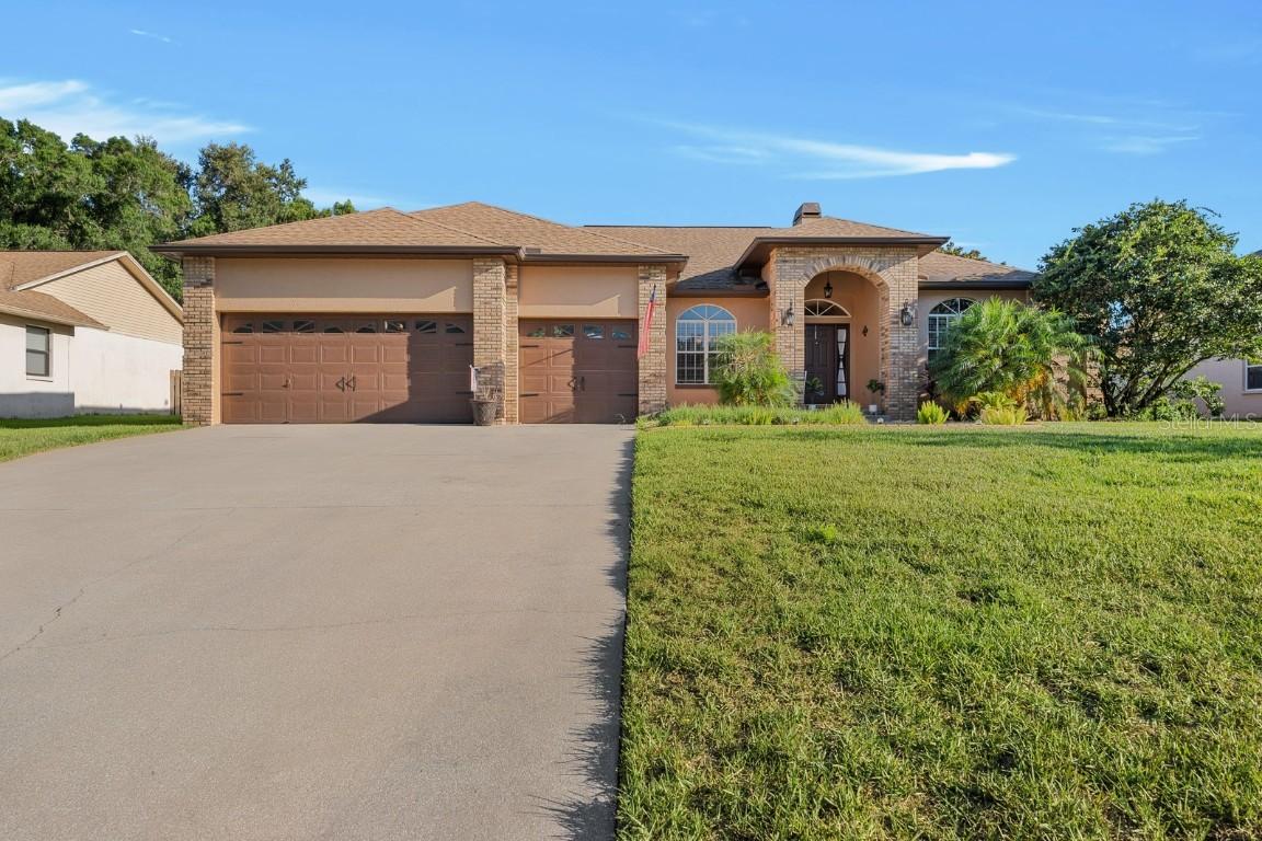 3950 Appletree Dr., Valrico, FL 33594