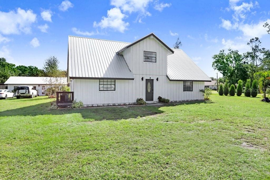 9901 Gallagher Rd., Dover, FL 33527