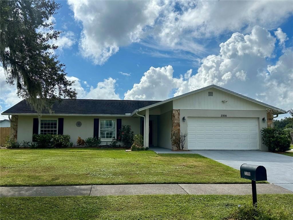 2306 Gatewood St., Plant City, FL 33563