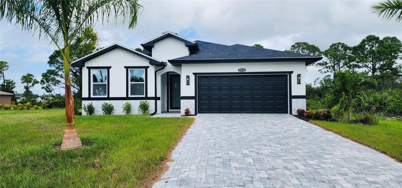 5555 Veracruz Ter., Port Charlotte, FL 33981