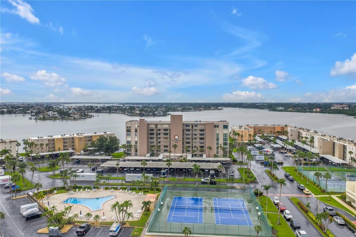7700 Sun Island Dr. #402, South Pasadena, FL 33707
