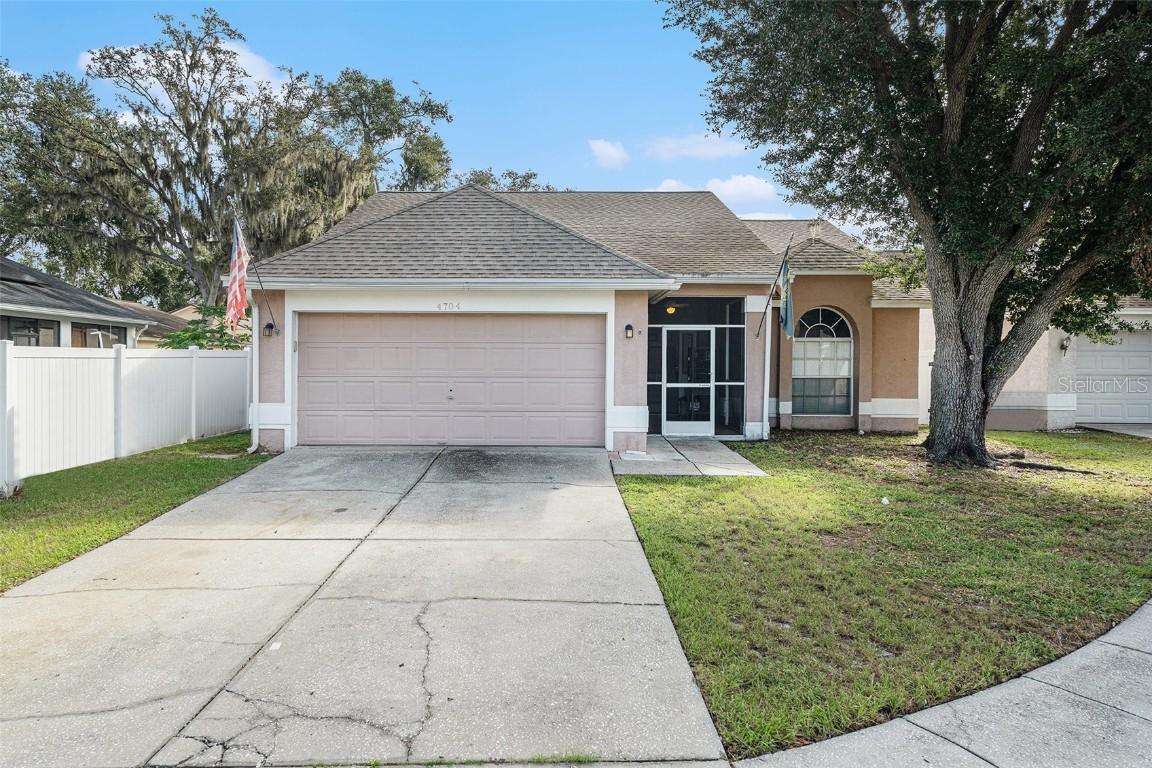 4704 Stove Pl., Valrico, FL 33596