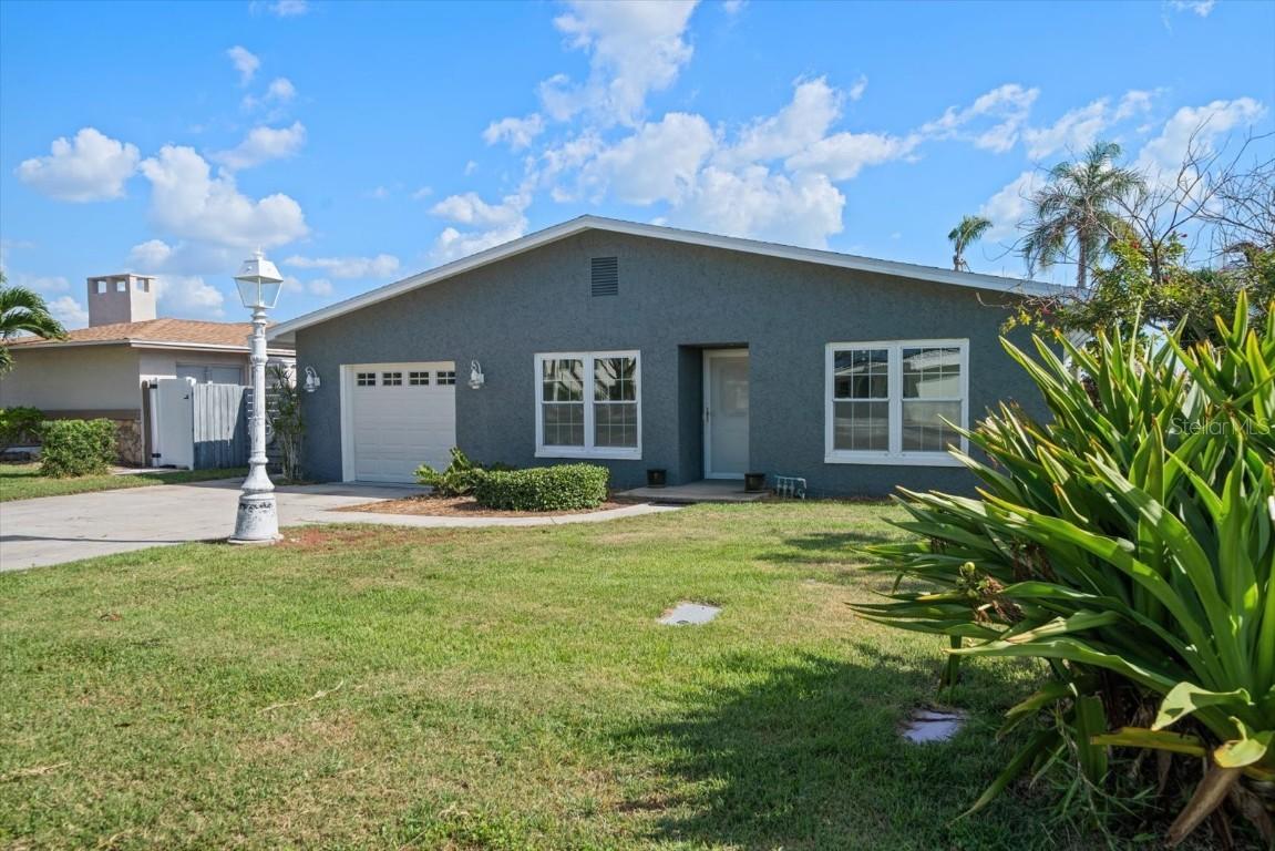 219 176th Ave., Redington Shores, FL 33708