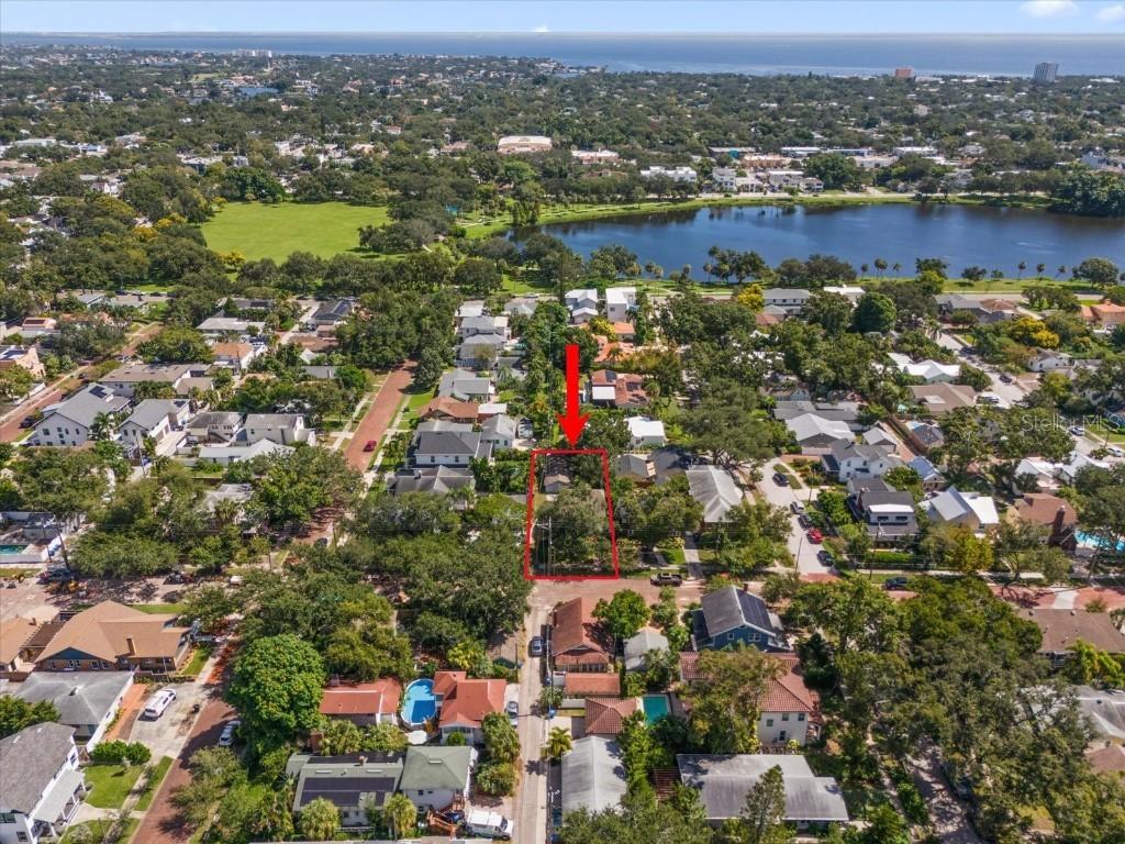 1925 8th St., St Petersburg, FL 33704