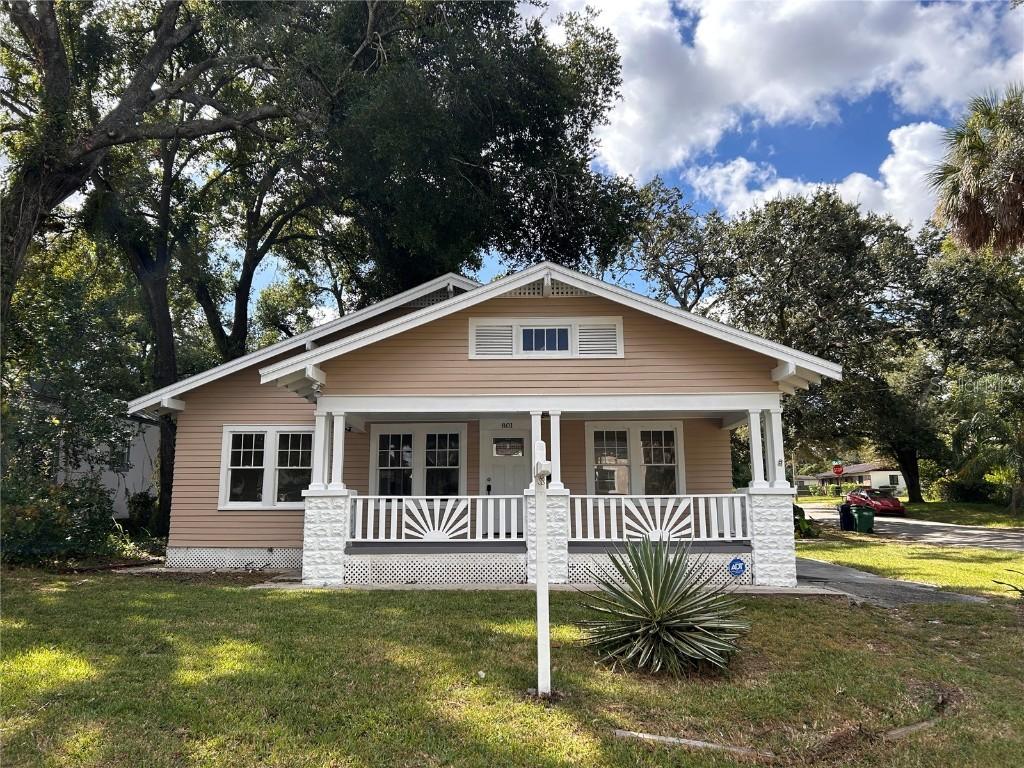 801 E Hollywood St., Tampa, FL 33604
