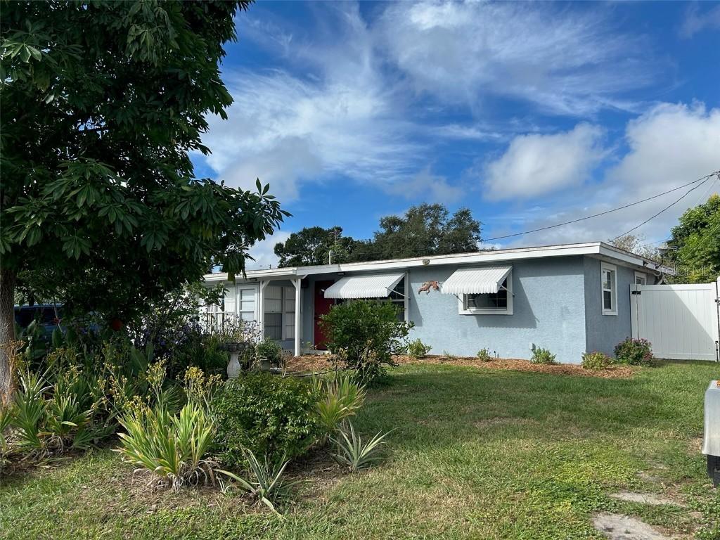 11412 103rd St., Largo, FL 33773