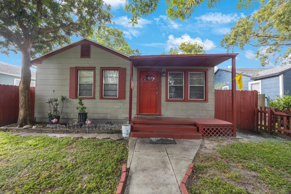 2454 6th Ave., St Petersburg, FL 33713