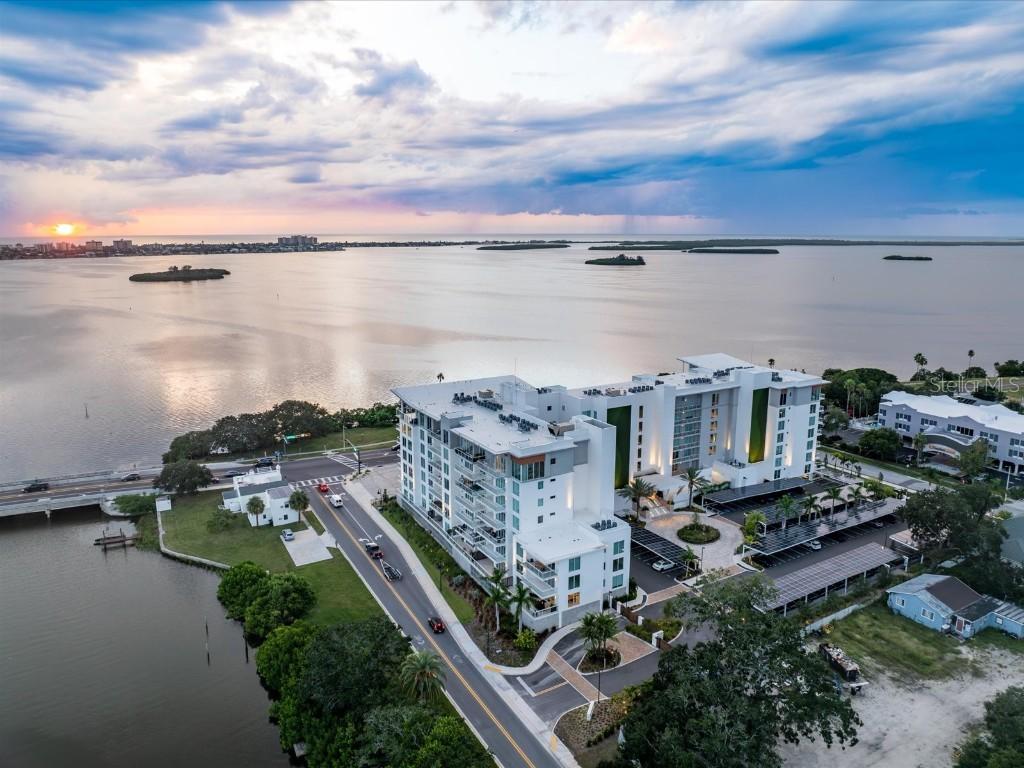 1020 Sunset Point Rd. #511, Clearwater, FL 33755