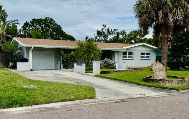 4125 Barracuda Dr., St Petersburg, FL 33705