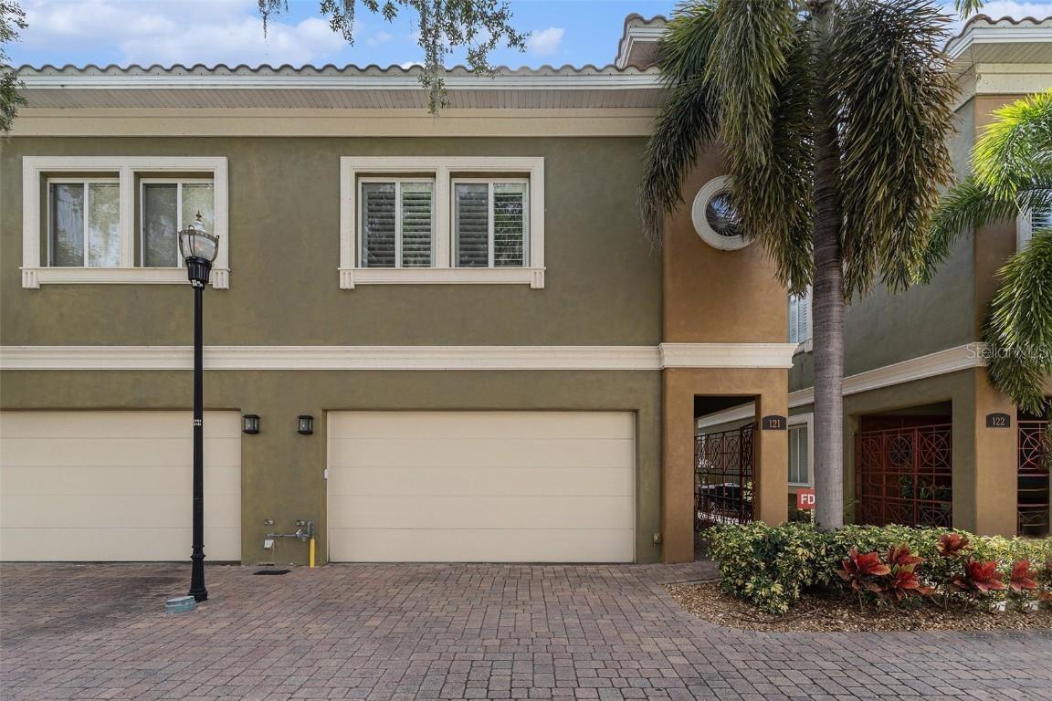 4907 Bayshore Blvd. #121, Tampa, FL 33611
