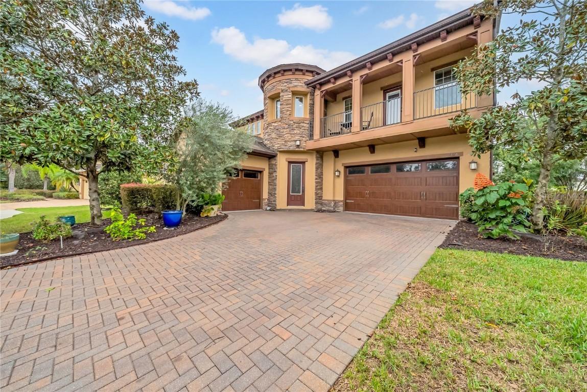 10011 Hazelnut Ct., Tampa, FL 33647
