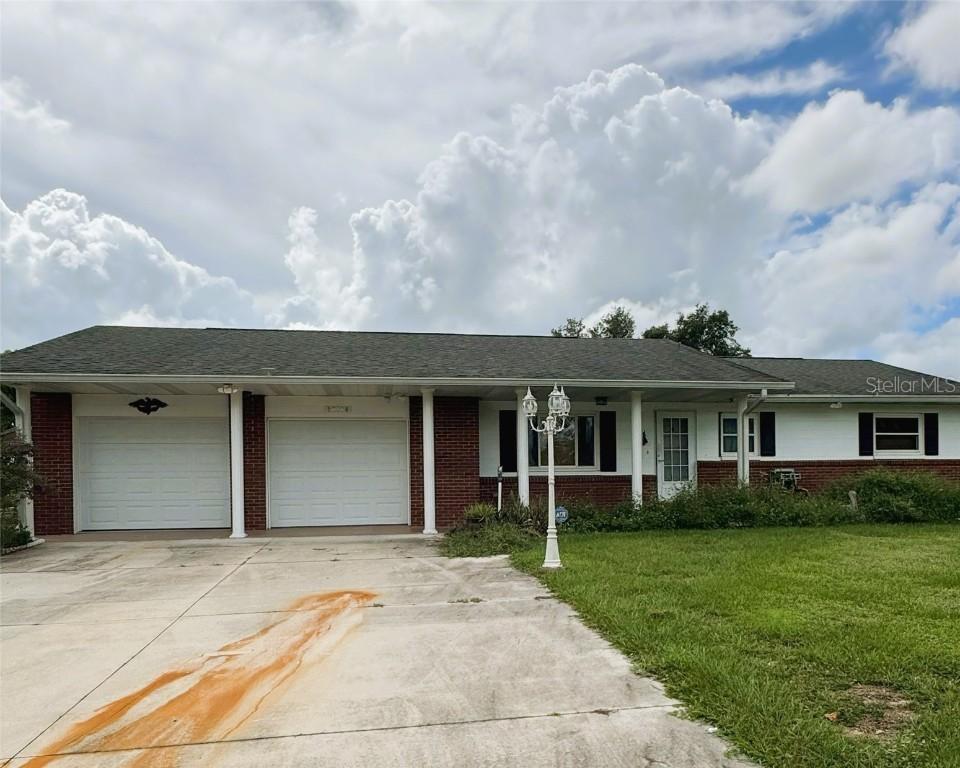 37116 Nicole Ave., Zephyrhills, FL 33541
