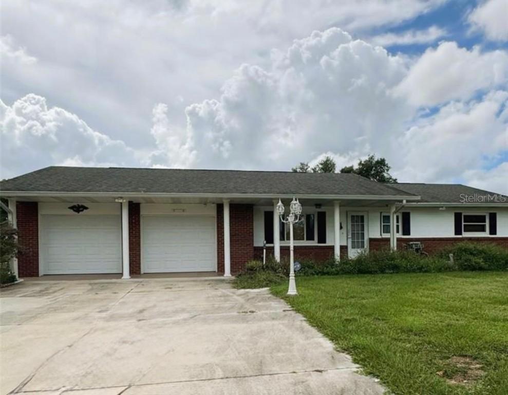 37116 Nicole Ave., Zephyrhills, FL 33541
