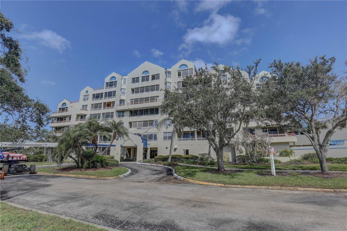 2333 Feather Sound Dr. #A401, Clearwater, FL 33762
