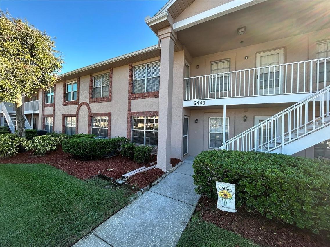 6440 Spring Flower Dr. #14, New Port Richey, FL 34653