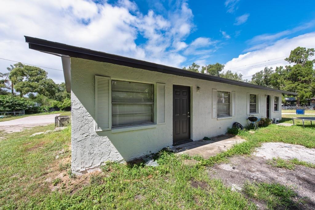 1407 E 99th Ave., Tampa, FL 33612