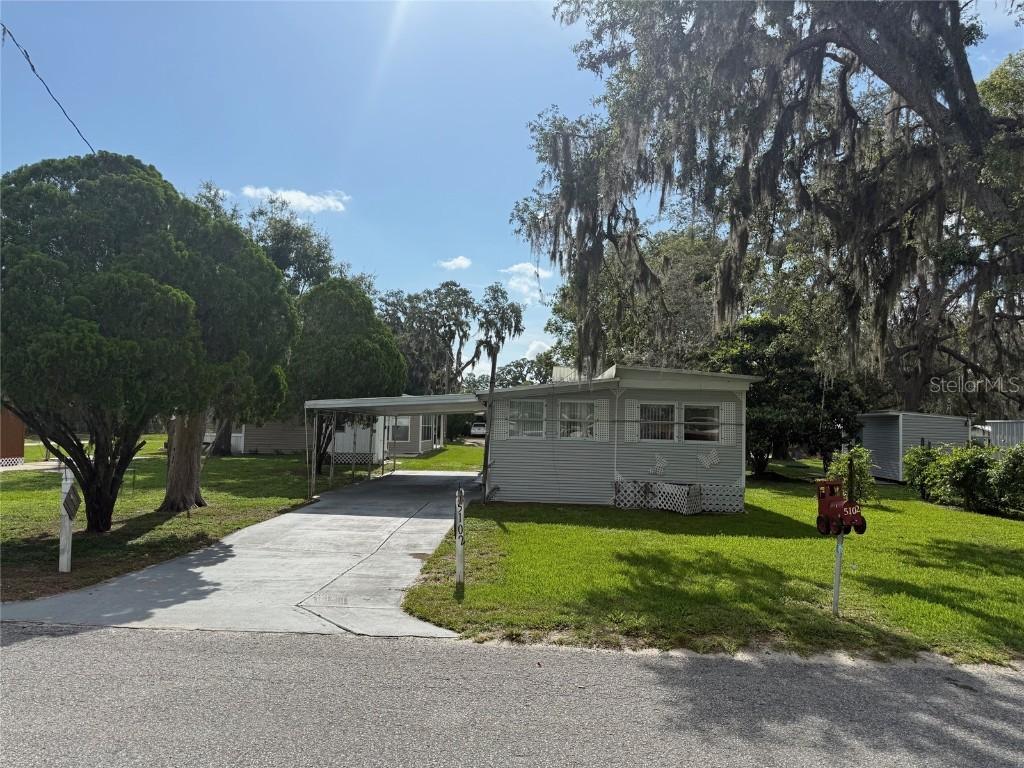 5102 Hill Dr., Zephyrhills, FL 33542