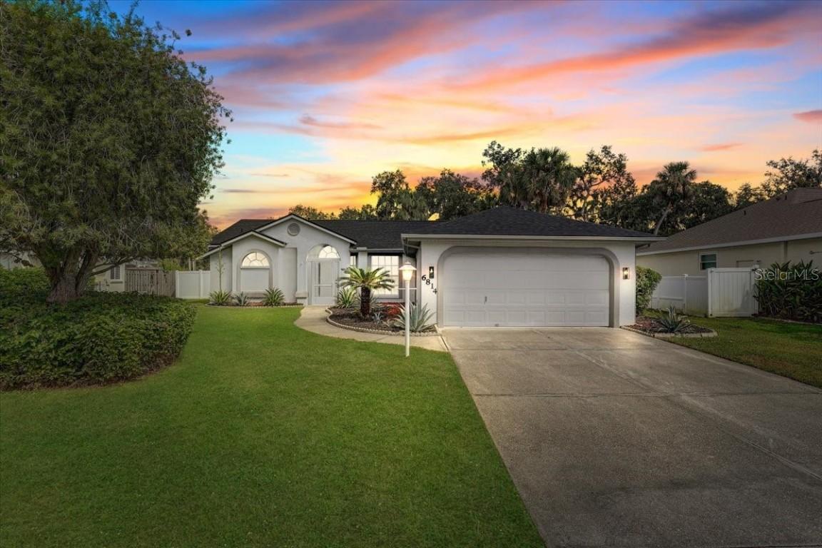 6814 67th Street Cir., Palmetto, FL 34221