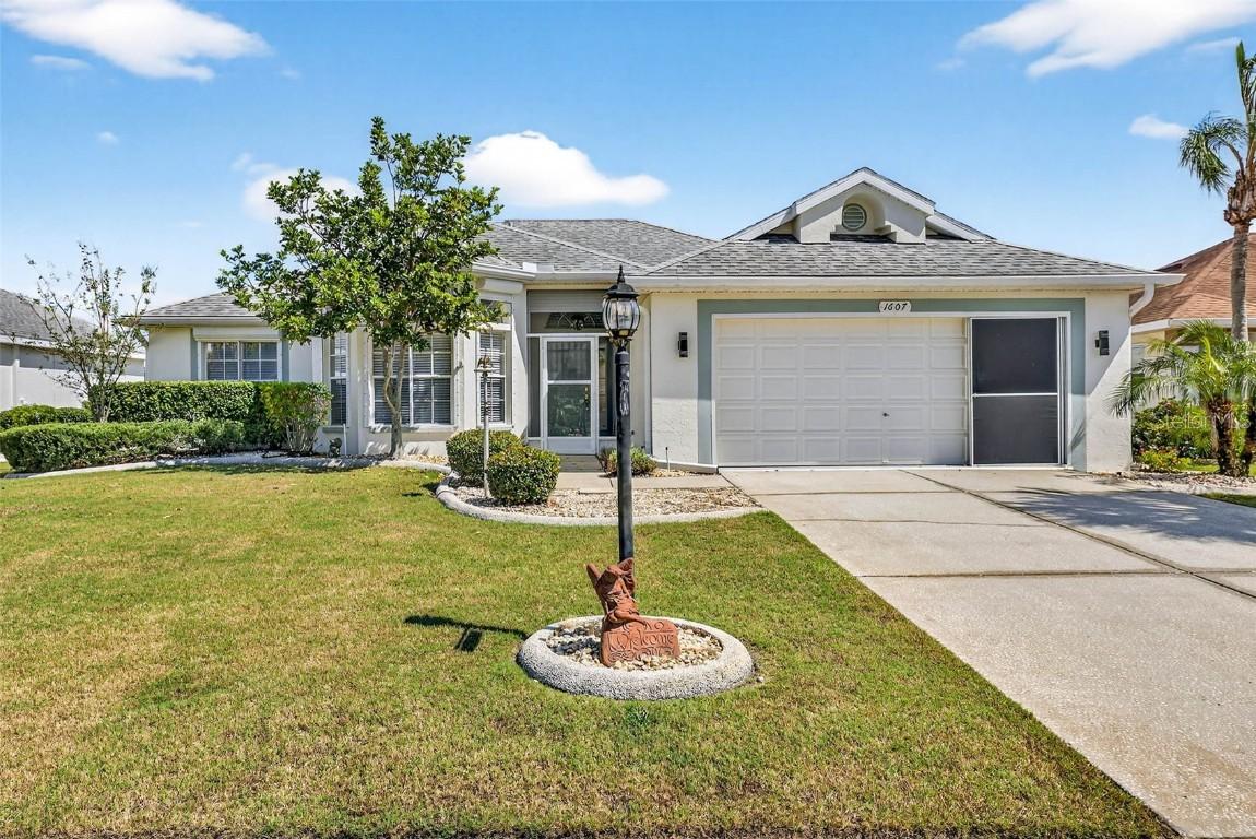 1607 Alexander Crossing Way, Sun City Center, FL 33573