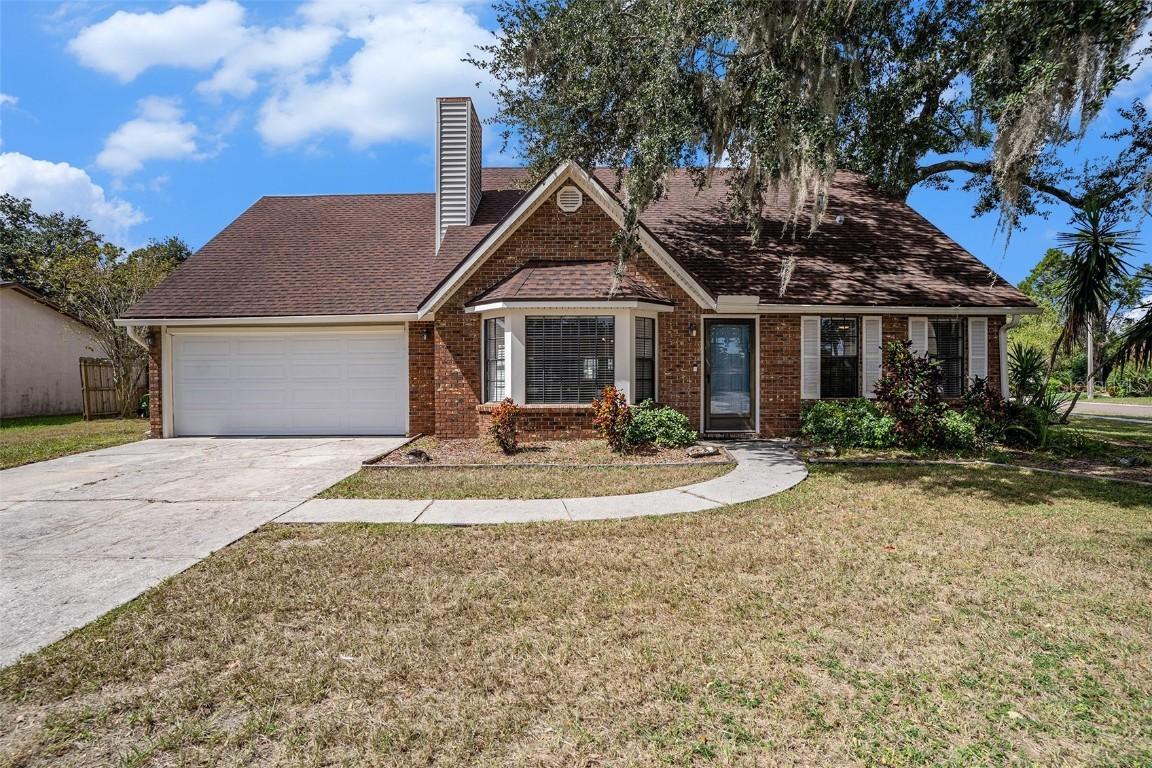 736 Sandy Creek Dr., Brandon, FL 33511