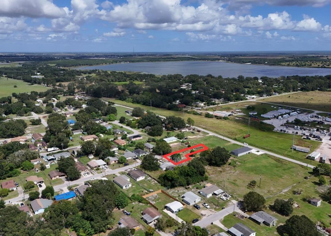 219 Sheila Ln., Lake Wales, FL 33859