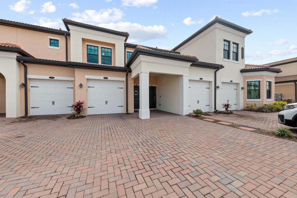 10043 Crooked Creek Dr. #202, Venice, FL 34293