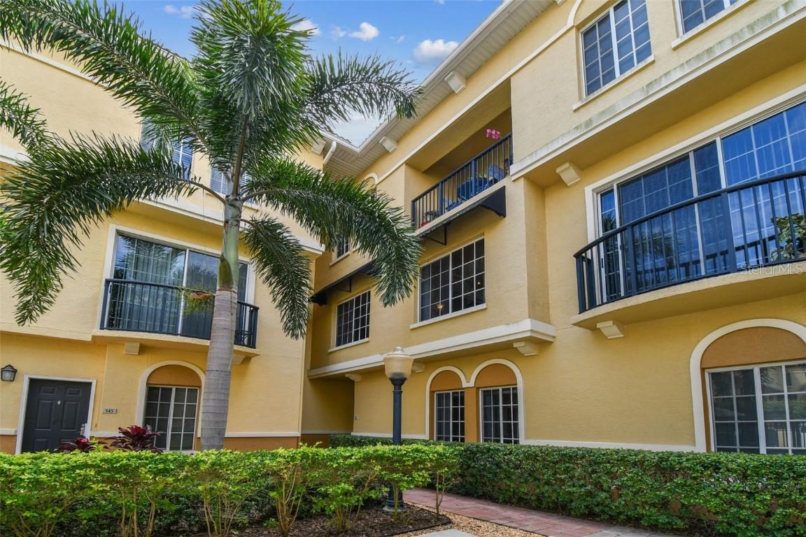 143 Grand Beach Pl., Tampa, FL 33609