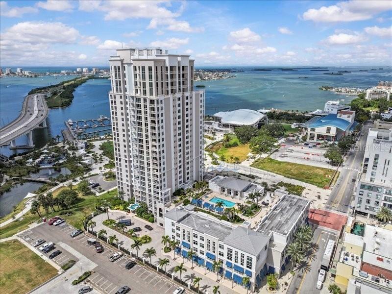331 Cleveland St. #806, Clearwater, FL 33755