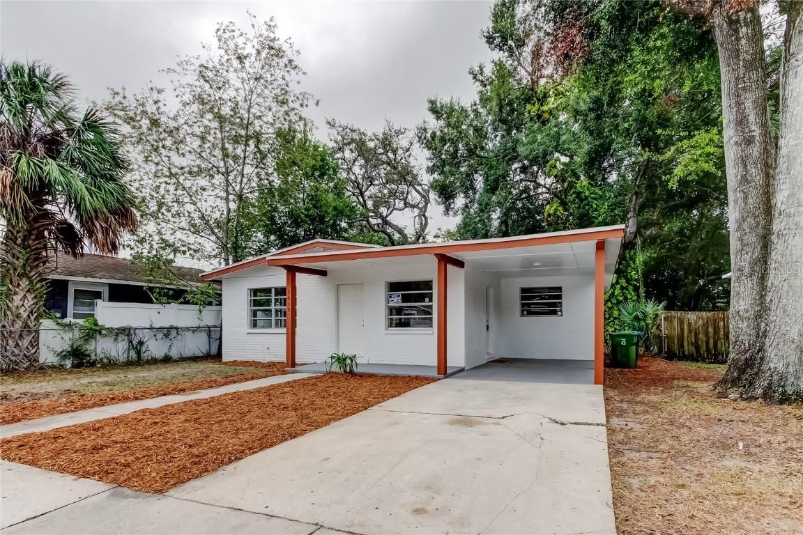 3615 E Mcberry St., Tampa, FL 33610