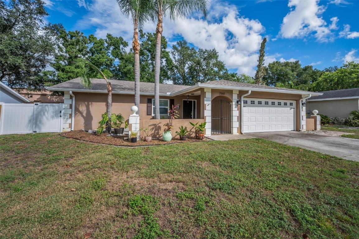 2661 Knoll St., Palm Harbor, FL 34683