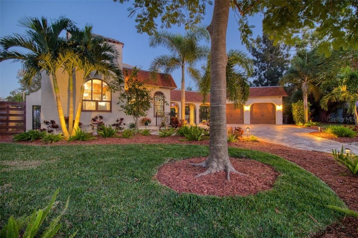 2037 Broadway Ave., Clearwater, FL 33755