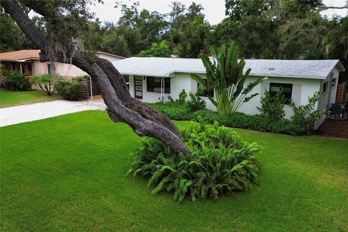 521 50th Ave., St Petersburg, FL 33705