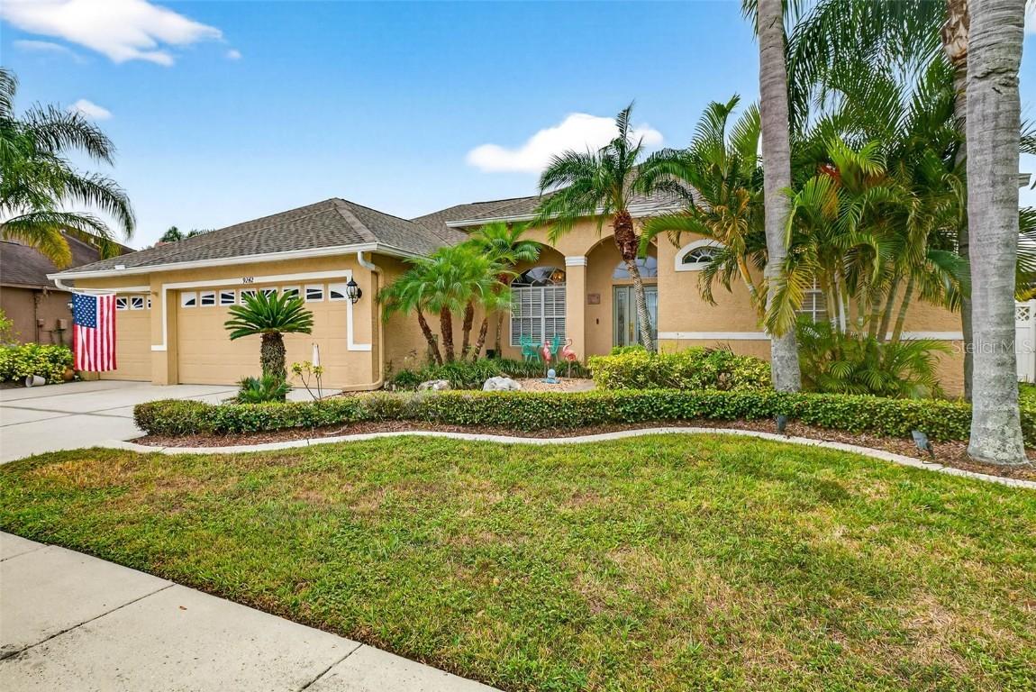 9242 Estate Cove Cir., Riverview, FL 33578