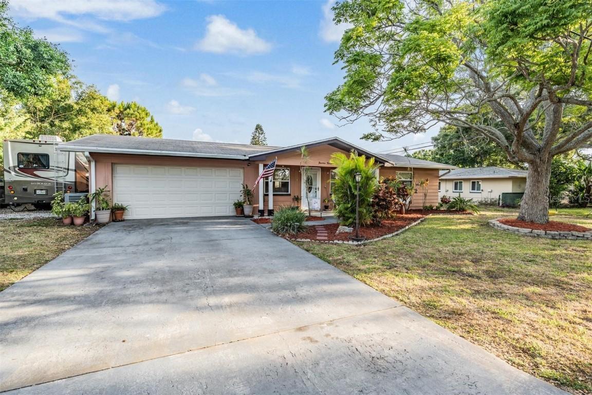 14000 104th Ave., Largo, FL 33774