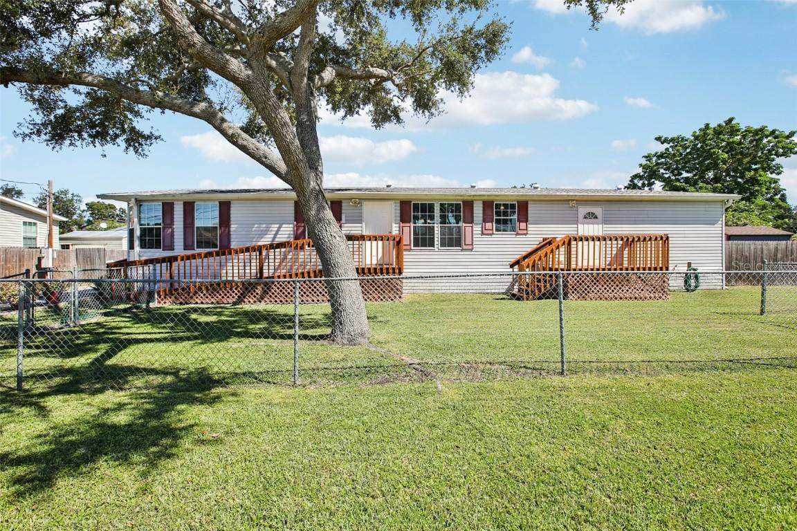 12373 Tree St., Largo, FL 33773