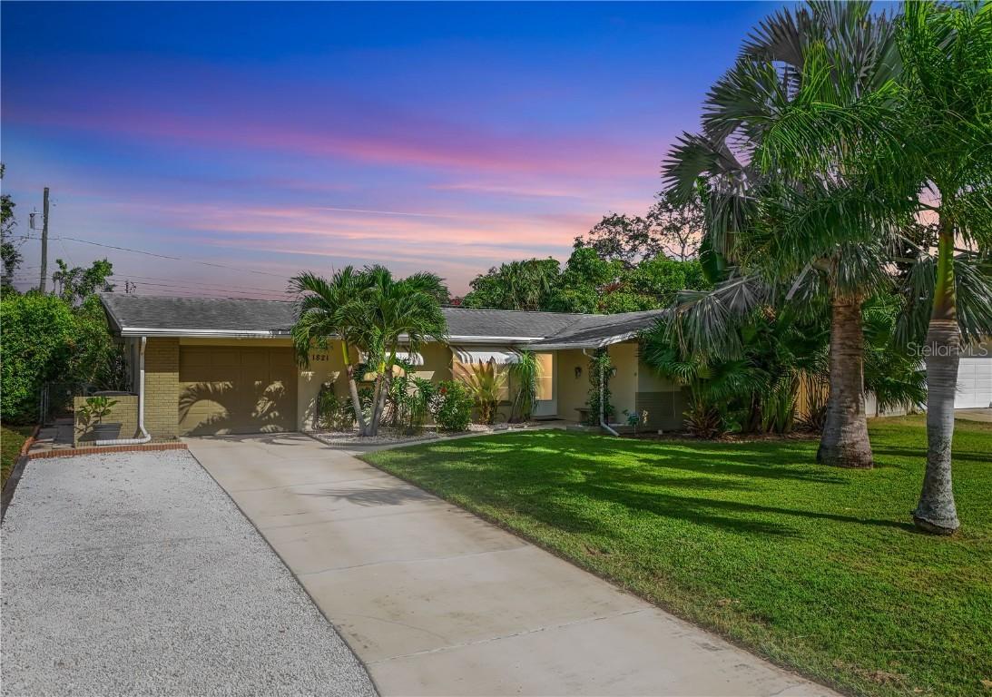 1821 Bellemeade Dr., Clearwater, FL 33755
