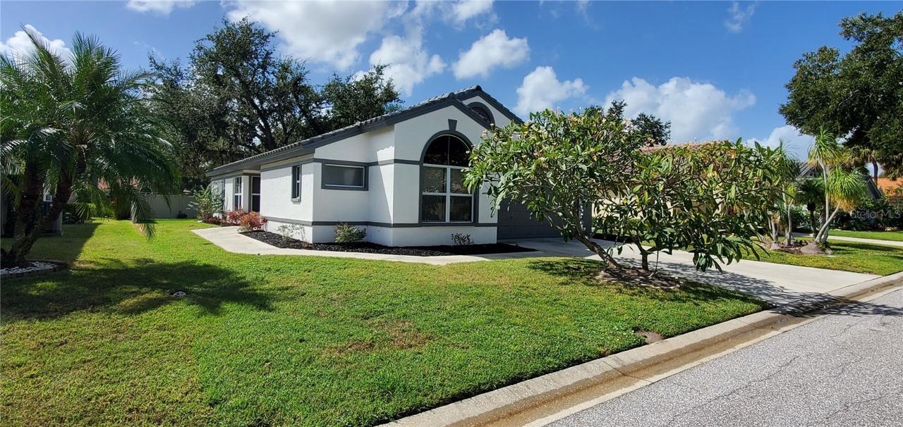 5508 83rd Ter., Sarasota, FL 34243