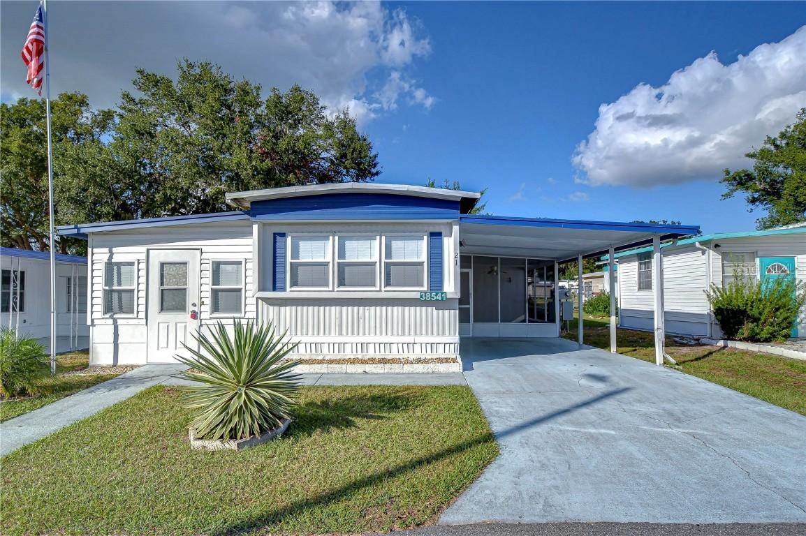 38541 Windflower Ave., Zephyrhills, FL 33542