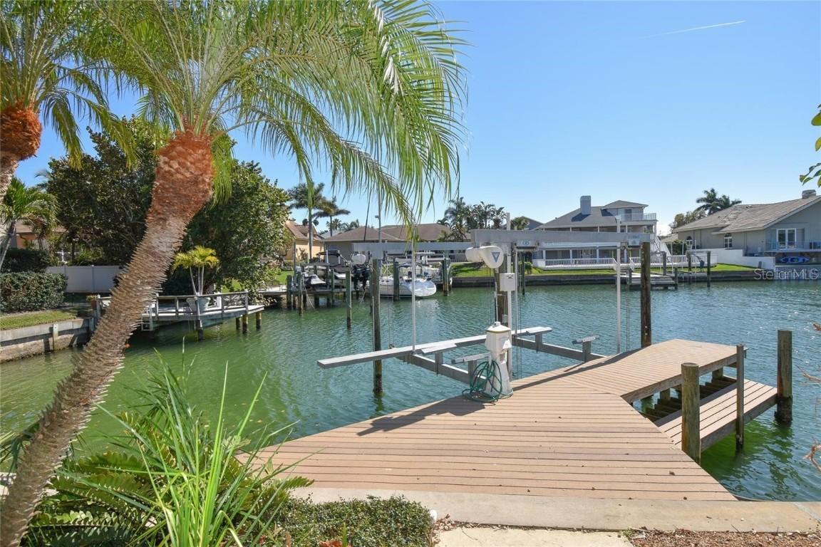 104 5th St., Tierra Verde, FL 33715
