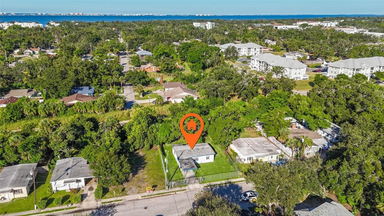 2105 Leon Ave., Sarasota, FL 34234