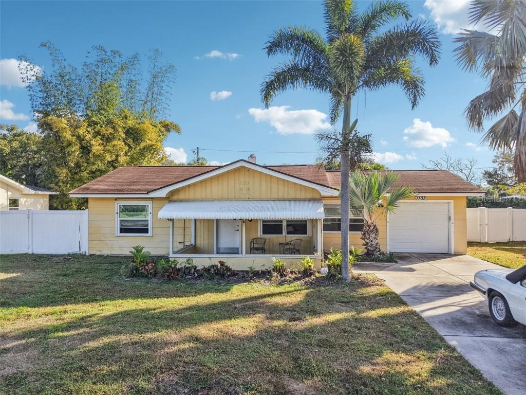 1103 Varona St., Belleair, FL 33756