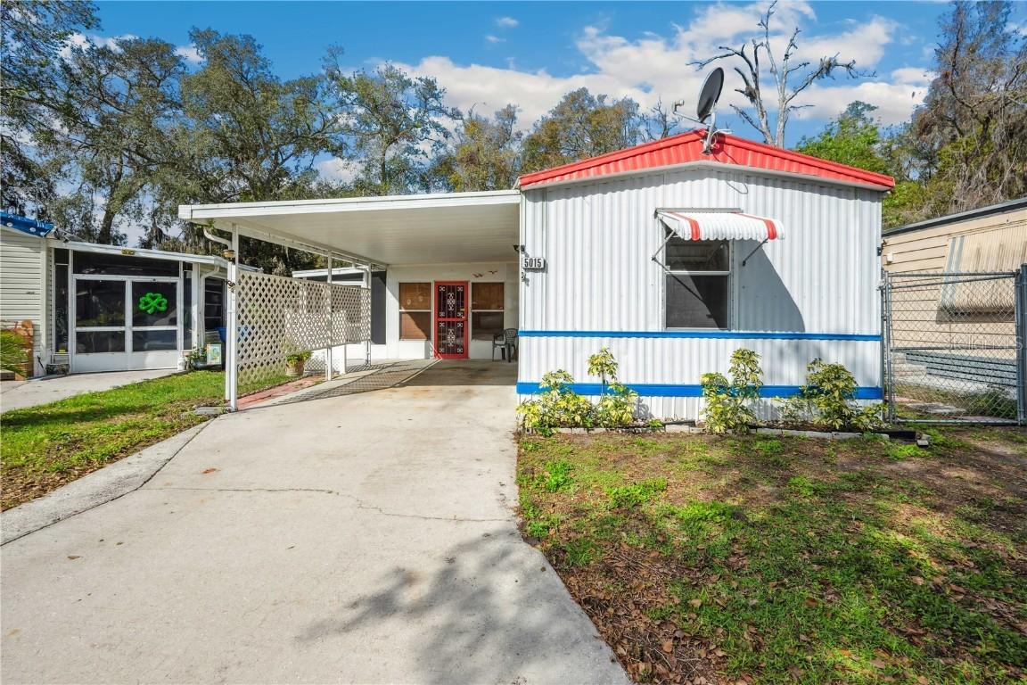 5015 Shirley Cir., Zephyrhills, FL 33542