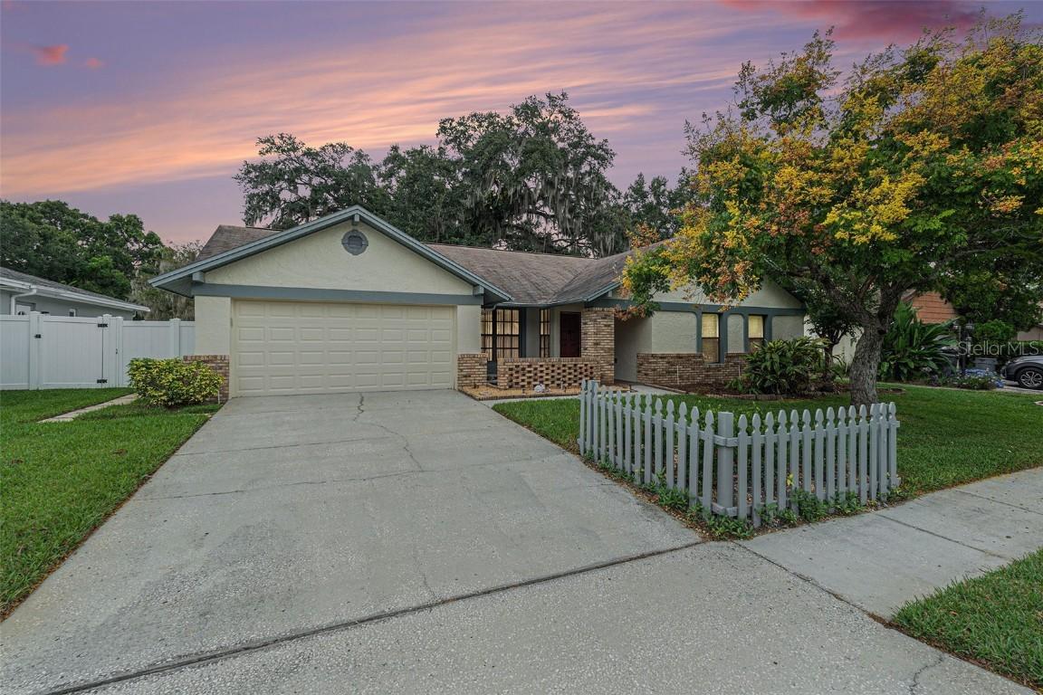 1741 Shady Leaf Dr., Valrico, FL 33596