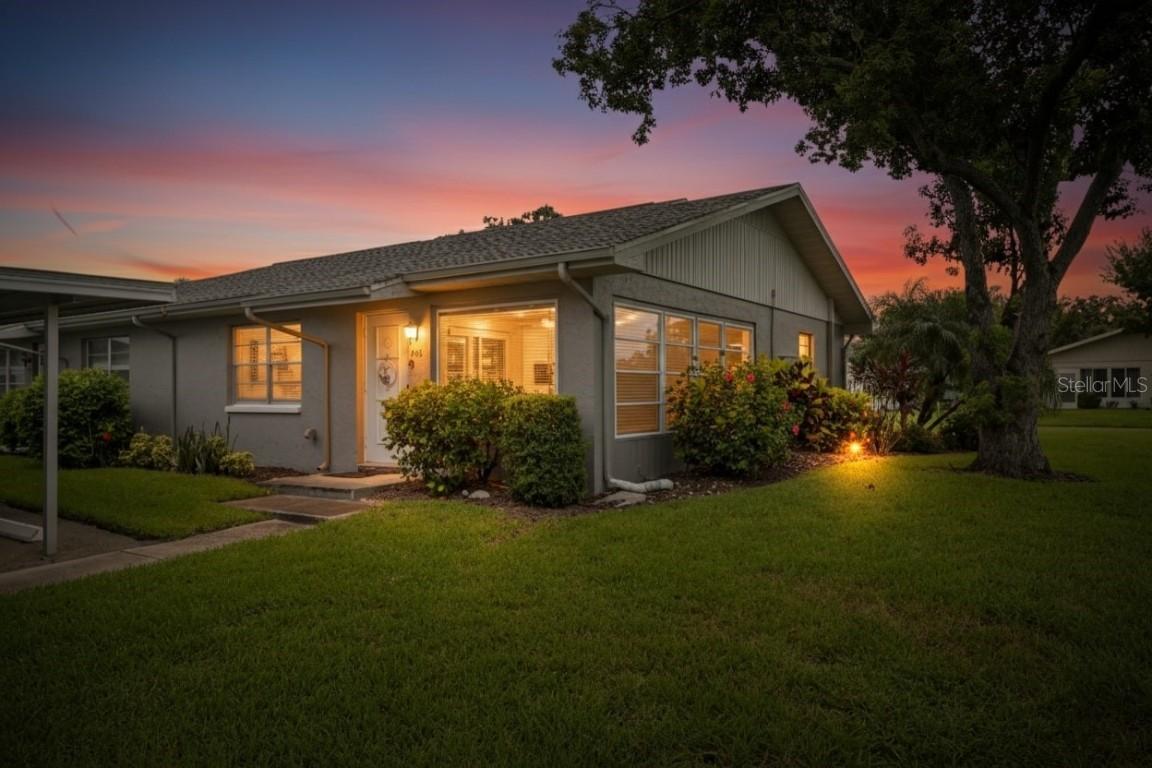 408 Gloucester Blvd. #33, Sun City Center, FL 33573