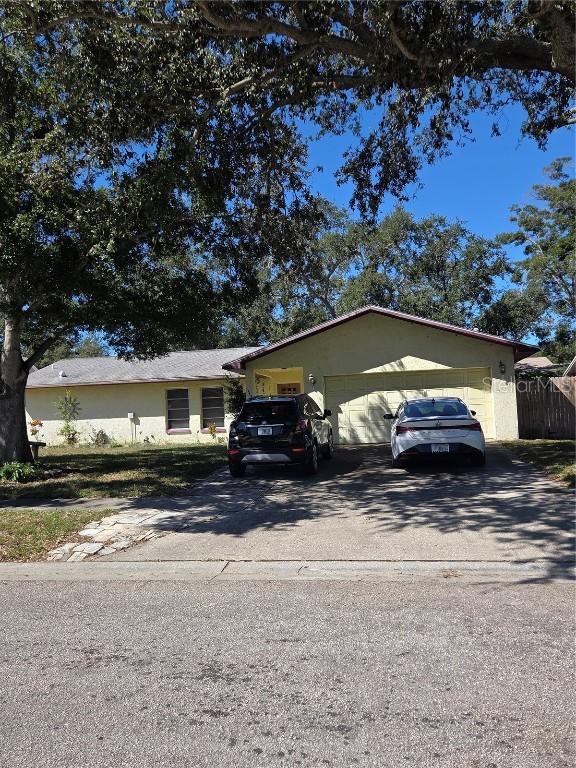 11492 93rd St., Largo, FL 33773