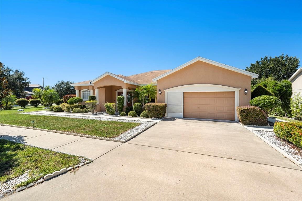 14613 Brogan Castle Pl., Wimauma, FL 33598