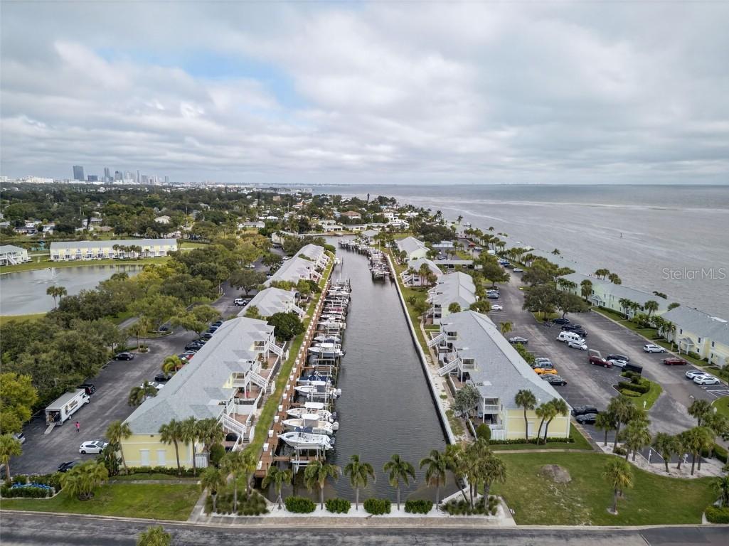 4924 Beach Dr. #F, St Petersburg, FL 33705