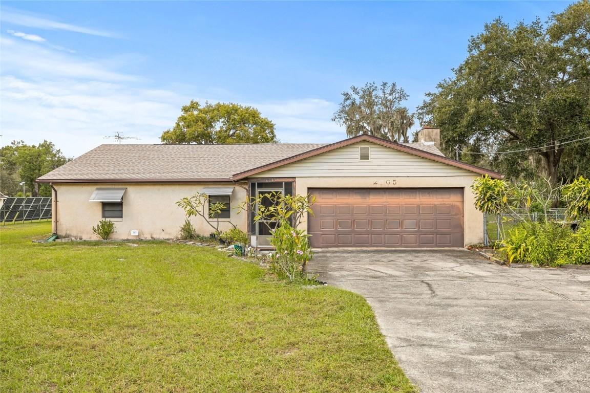2005 Spirit Lake Rd., Winter Haven, FL 33880