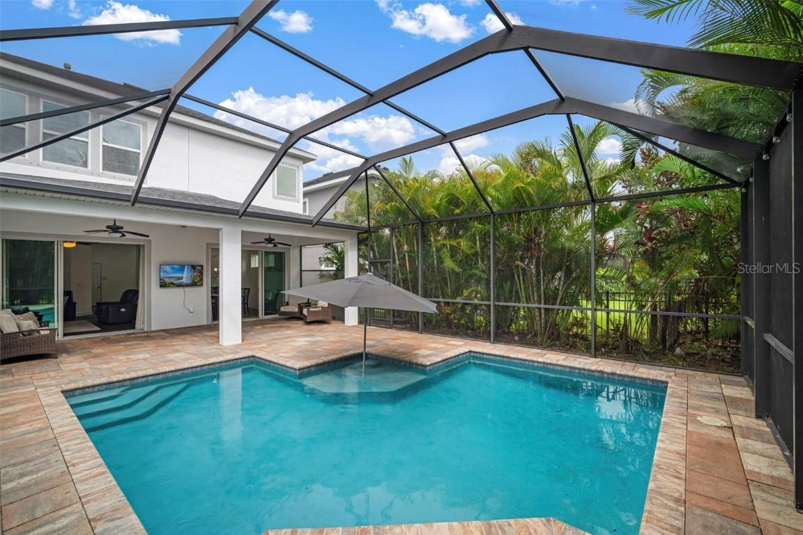 6337 Waves End Pl., Apollo Beach, FL 33572